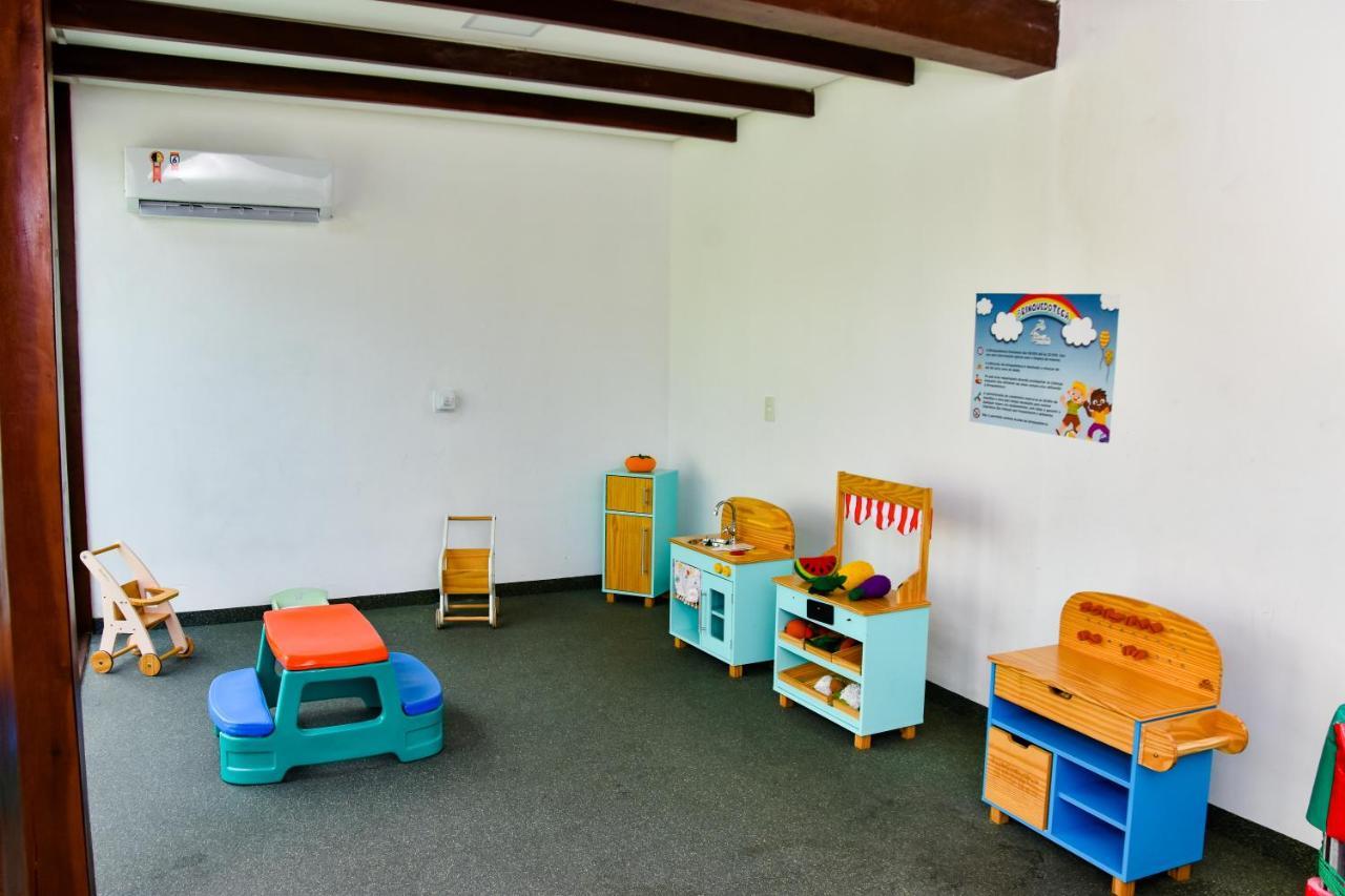 Luxo A Beira-Mar - Flats No Carneiros Beach Resort بريا دوس كارنيروس المظهر الخارجي الصورة