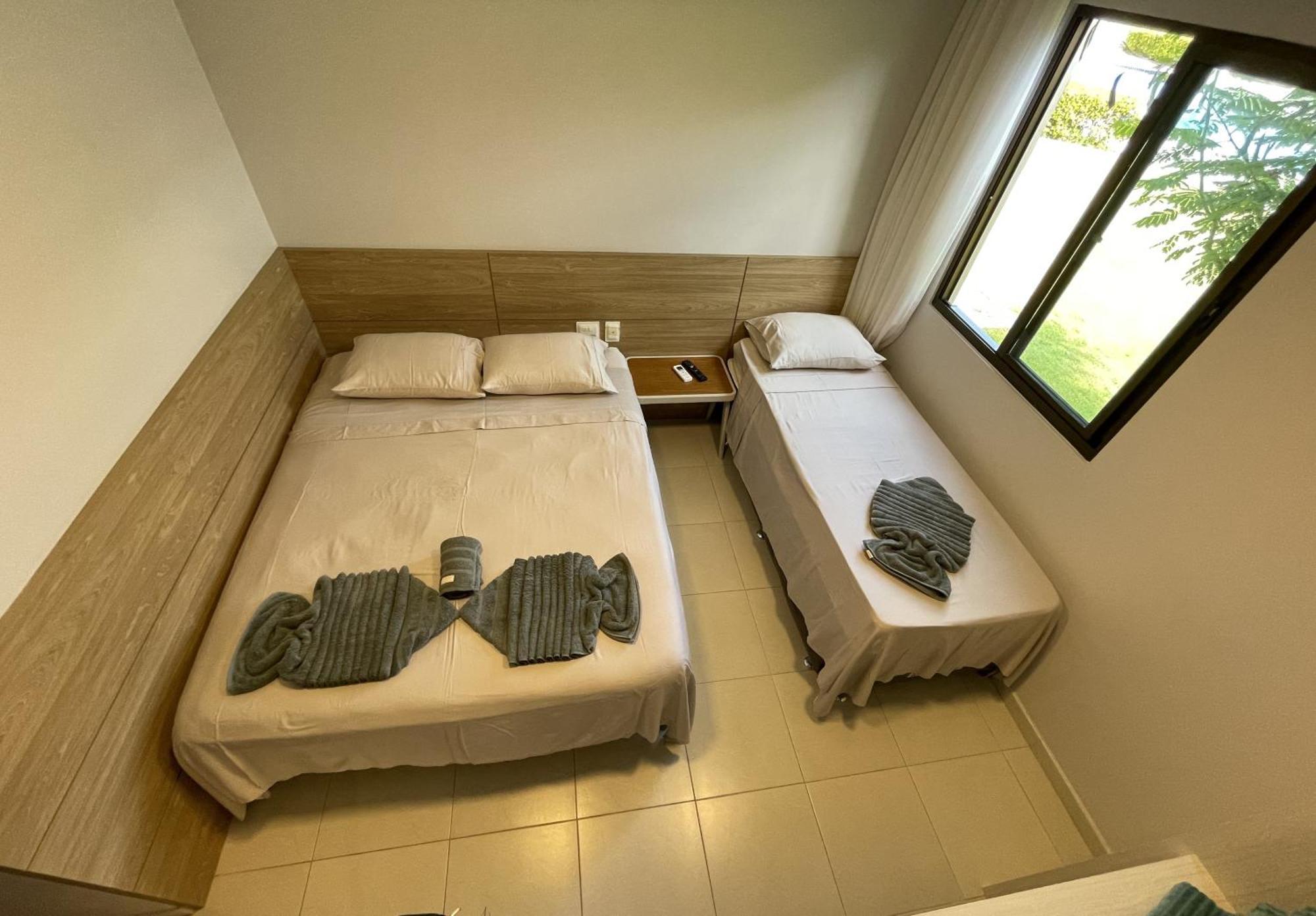 Luxo A Beira-Mar - Flats No Carneiros Beach Resort بريا دوس كارنيروس الغرفة الصورة